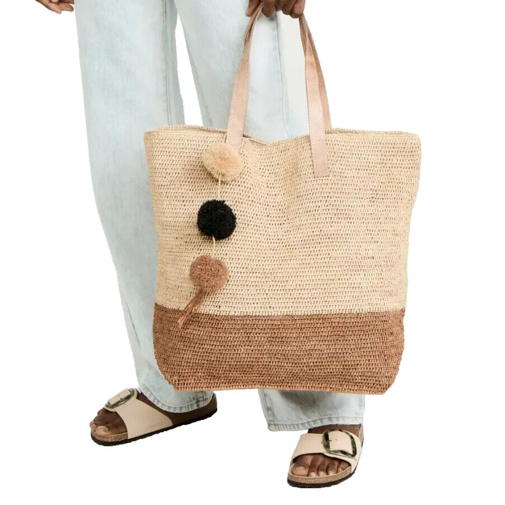 Handwoven Two-Tone Pom Tote Bag - Natural/Chestnut